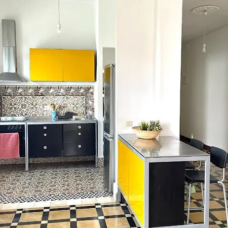 Avenida Islas Canarias Apartmán *