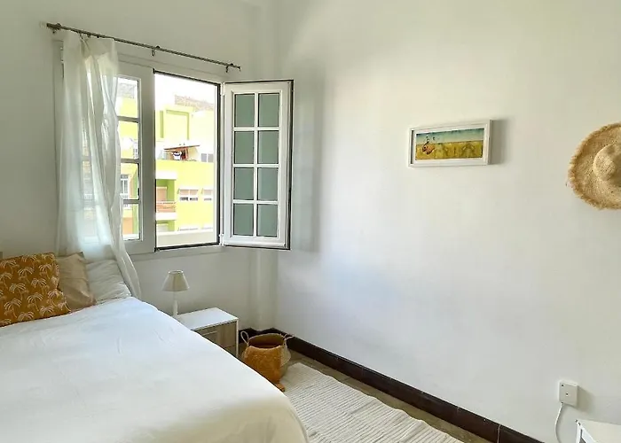 Avenida Islas Canarias Апартаменты Санта-Крус-де-Тенерифе